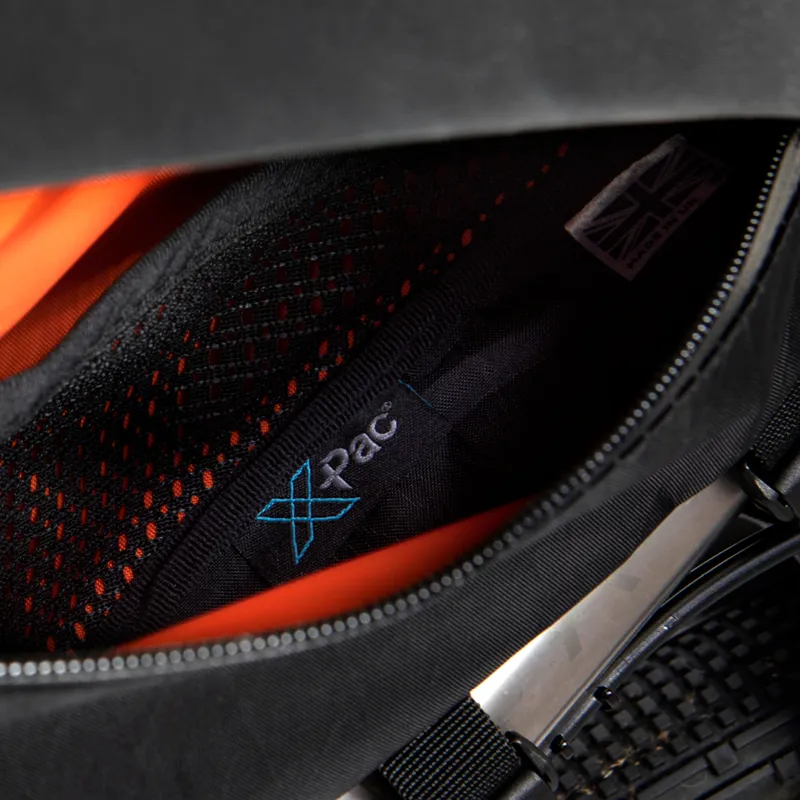 Restrap Frame Bag Race Large 4.2L In Black-10